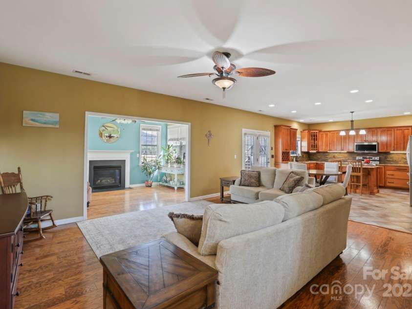 243 Wildbriar Road, Fletcher, NC 28732.  MLS# CAR4240300, YatesRealty ID 20721. 