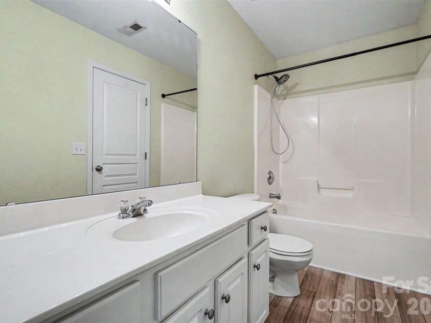 244 Sand Paver Way, Fort Mill, SC 29708.  MLS# CAR4380285, YatesRealty ID 20721. 
