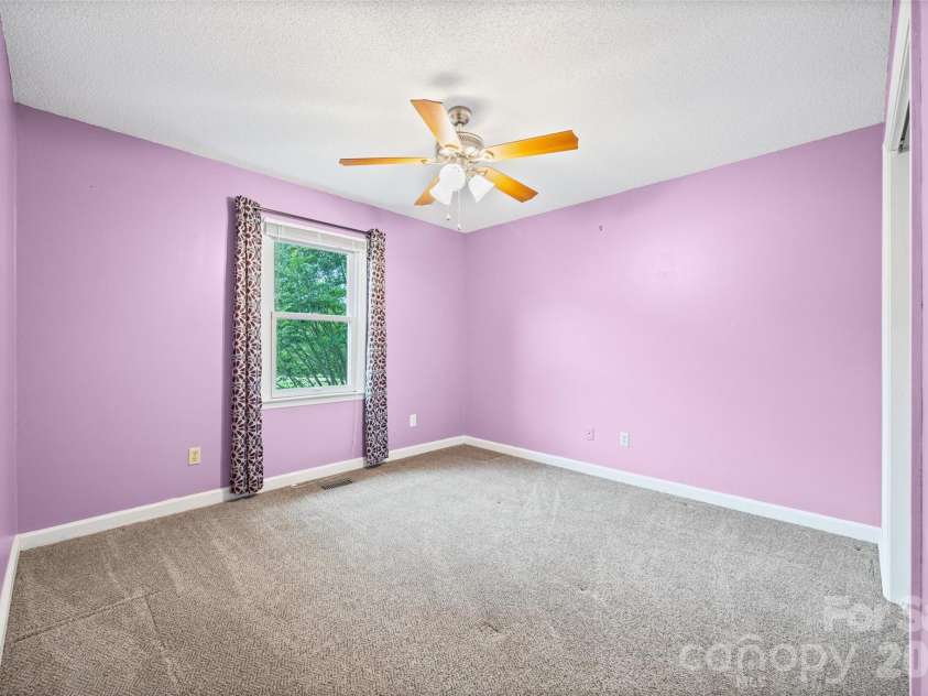 161 Shadow Lakes Drive, Clover, SC 29710.  MLS# CAR4377926, YatesRealty ID 20722. 