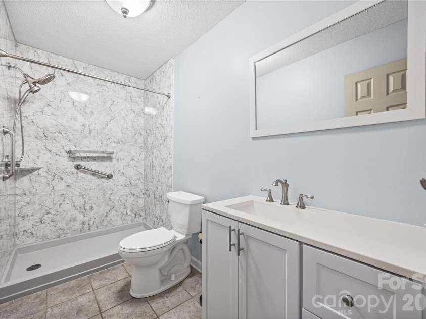 161 Shadow Lakes Drive, Clover, SC 29710.  MLS# CAR4377926, YatesRealty ID 20722. 