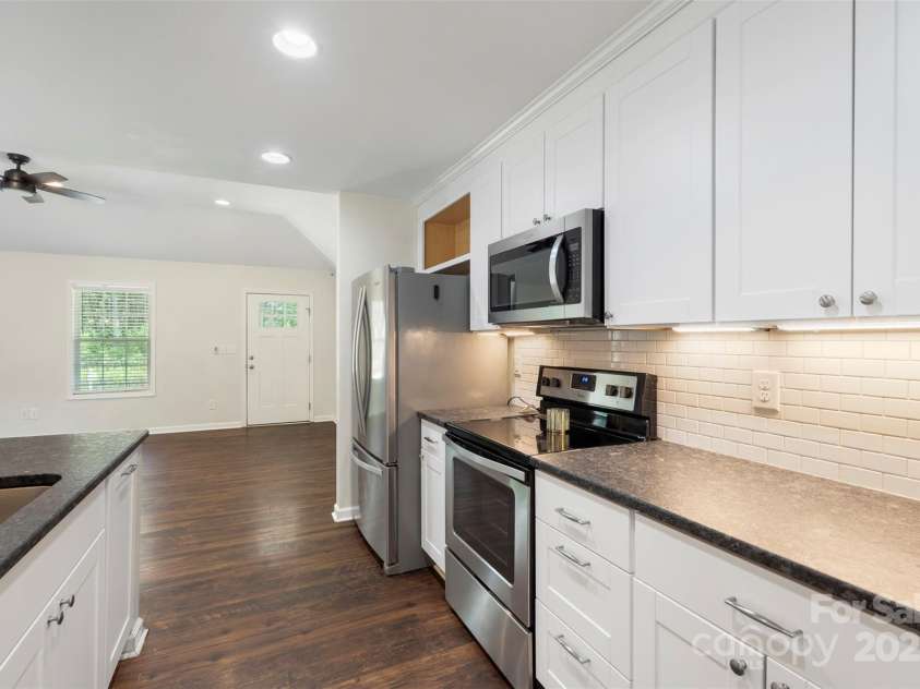 7627 Sarah Drive, Denver, NC 28037.  MLS# CAR4269862, YatesRealty ID 20724. 