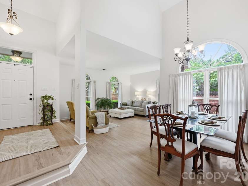 7014 Walton Heath Lane, Charlotte, NC 28277.  MLS# CAR4376806, YatesRealty ID 20725. Yes, the dramatic ceiling adds a 