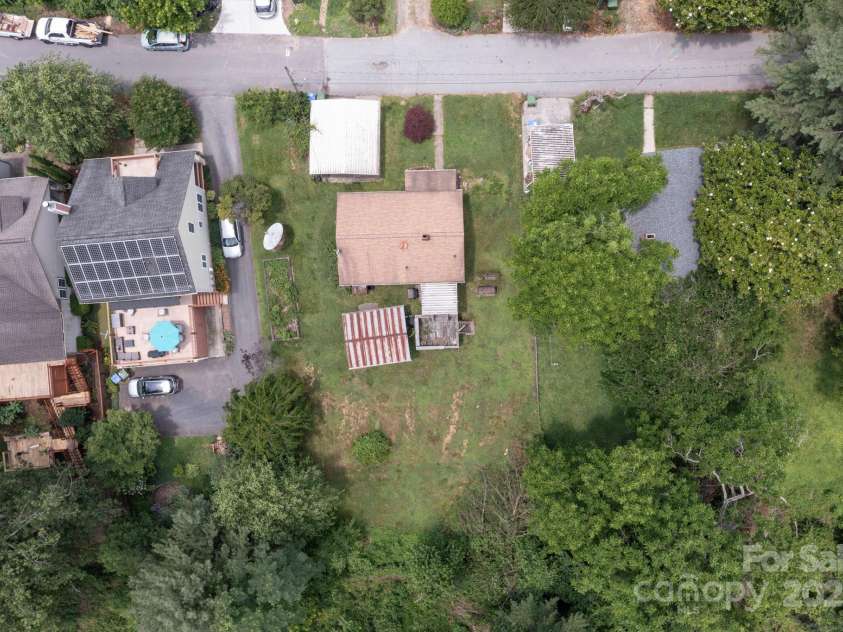 70 Galax Avenue, Asheville, NC 28806.  MLS# CAR4264175, YatesRealty ID 20726. Aerial view
