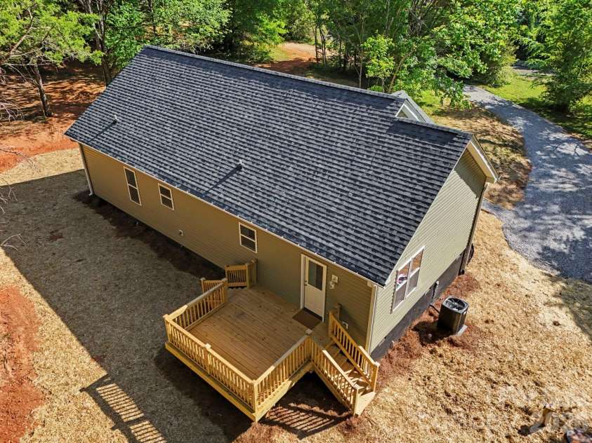 234 Brumley Road, Mooresville, NC 28115.  MLS# CAR4369587, YatesRealty ID 20727. 