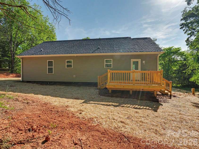 234 Brumley Road, Mooresville, NC 28115.  MLS# CAR4369587, YatesRealty ID 20727. 