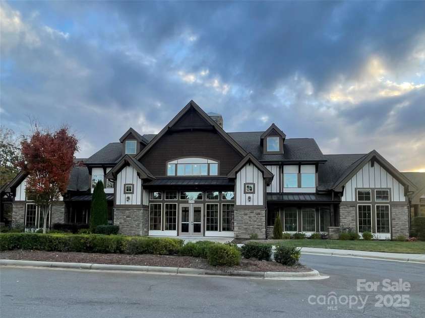 344 Kennebel Place, Fort Mill, SC 29715.  MLS# CAR4268193, YatesRealty ID 20728. 
