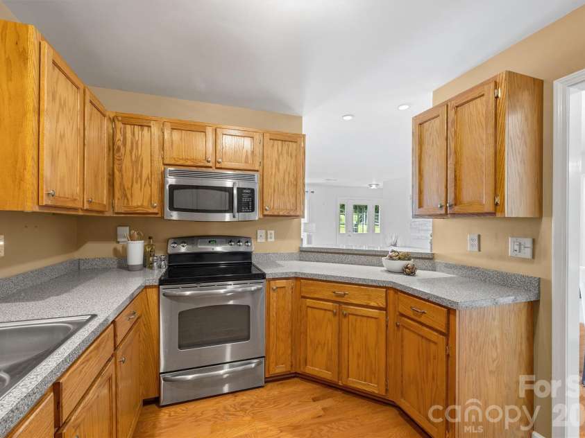 5763 Highway 97 Highway, Hickory Grove, SC 29717.  MLS# CAR4372634, YatesRealty ID 20728. 