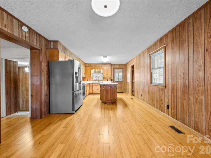 372 Holly Hills Drive, Troy, NC 27371.  MLS# CAR4341875, YatesRealty ID 2073. 