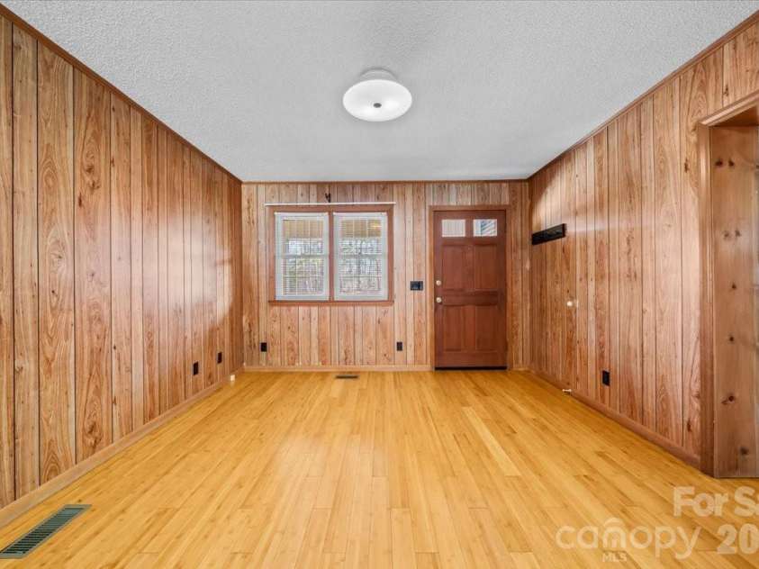 372 Holly Hills Drive, Troy, NC 27371.  MLS# CAR4341875, YatesRealty ID 2073. 