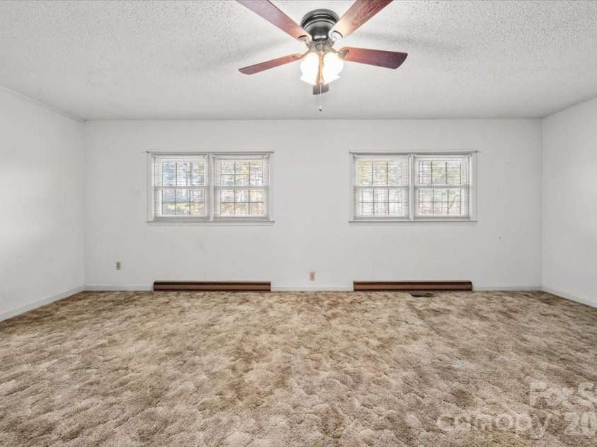 372 Holly Hills Drive, Troy, NC 27371.  MLS# CAR4341875, YatesRealty ID 2073. 
