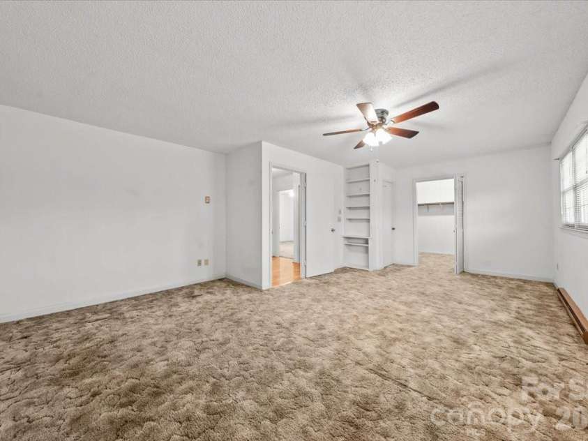 372 Holly Hills Drive, Troy, NC 27371.  MLS# CAR4341875, YatesRealty ID 2073. 