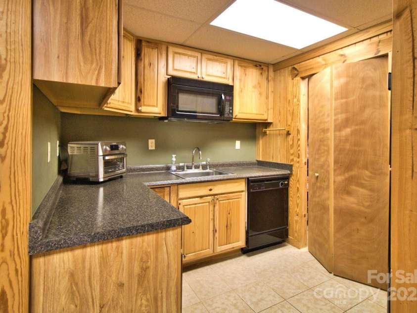 248 Cross Creek Drive, Rutherfordton, NC 28139.  MLS# CAR4266904, YatesRealty ID 20730. 