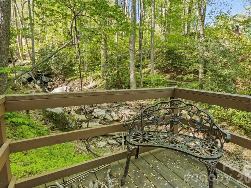 6 Gold Finch Lane, Maggie Valley, NC 28751.  MLS# CAR4377636, YatesRealty ID 20730. 