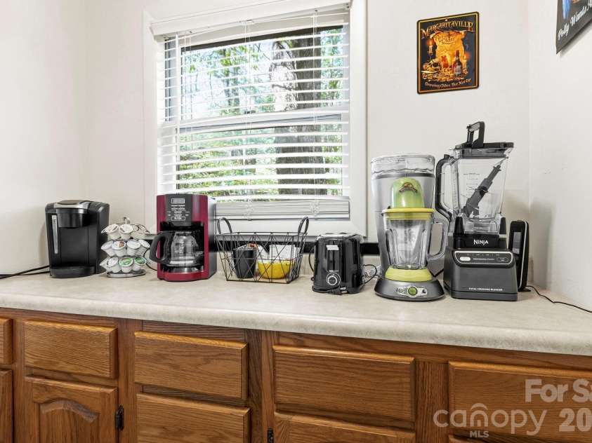 6 Gold Finch Lane, Maggie Valley, NC 28751.  MLS# CAR4377636, YatesRealty ID 20730. 
