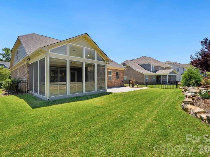 9026 Raven Top Drive, Mint Hill, NC 28227.  MLS# CAR4387589, YatesRealty ID 20731. 