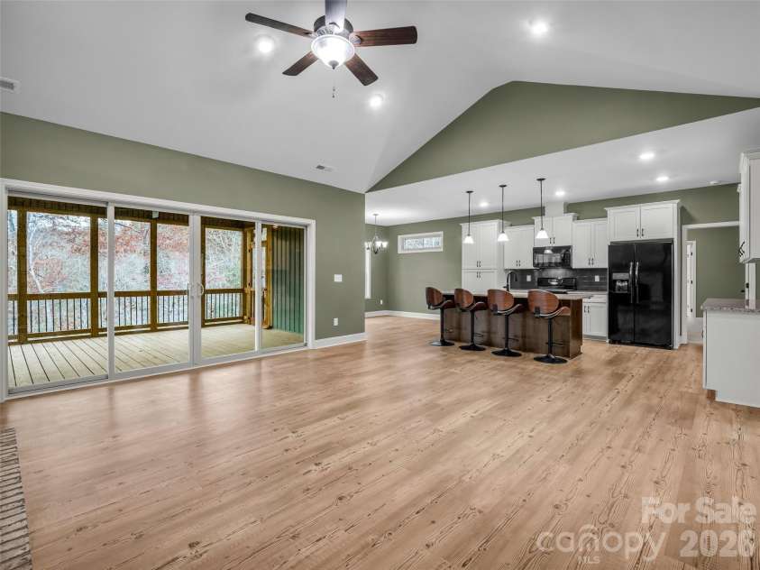 140 Cove Crest Drive, Rutherfordton, NC 28139.  MLS# CAR4321200, YatesRealty ID 20733. 