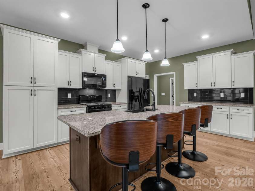 140 Cove Crest Drive, Rutherfordton, NC 28139.  MLS# CAR4321200, YatesRealty ID 20733. 