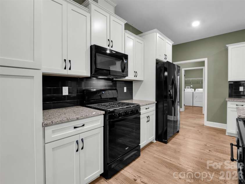 140 Cove Crest Drive, Rutherfordton, NC 28139.  MLS# CAR4321200, YatesRealty ID 20733. 