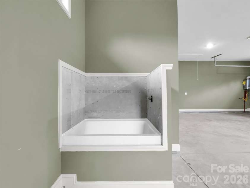140 Cove Crest Drive, Rutherfordton, NC 28139.  MLS# CAR4321200, YatesRealty ID 20733. 