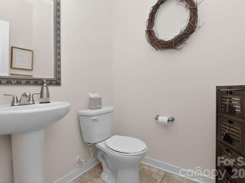 4626 Gibbons Link Road, Charlotte, NC 28269.  MLS# CAR4405099, YatesRealty ID 20734. 