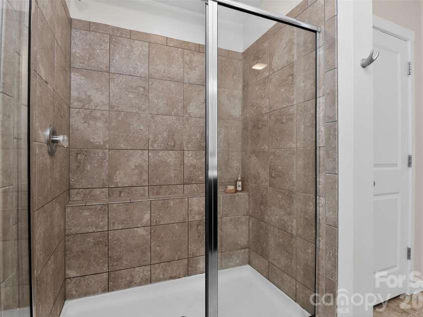 4626 Gibbons Link Road, Charlotte, NC 28269.  MLS# CAR4405099, YatesRealty ID 20734. 