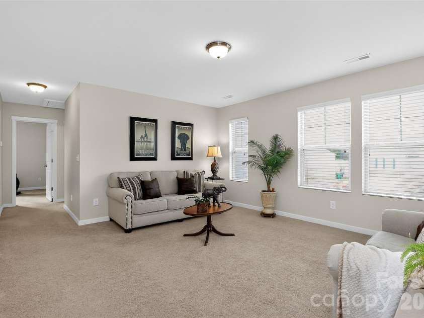 4626 Gibbons Link Road, Charlotte, NC 28269.  MLS# CAR4405099, YatesRealty ID 20734. 