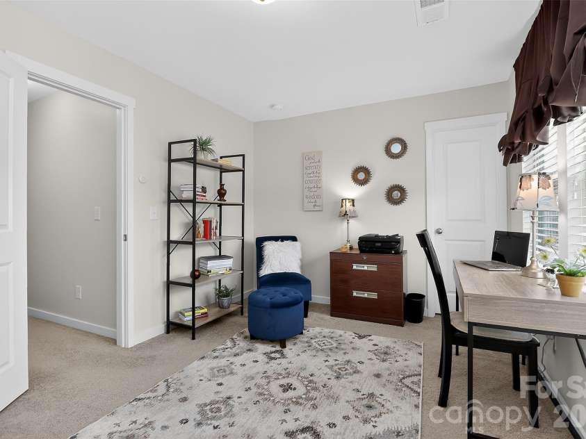 4626 Gibbons Link Road, Charlotte, NC 28269.  MLS# CAR4405099, YatesRealty ID 20734. 