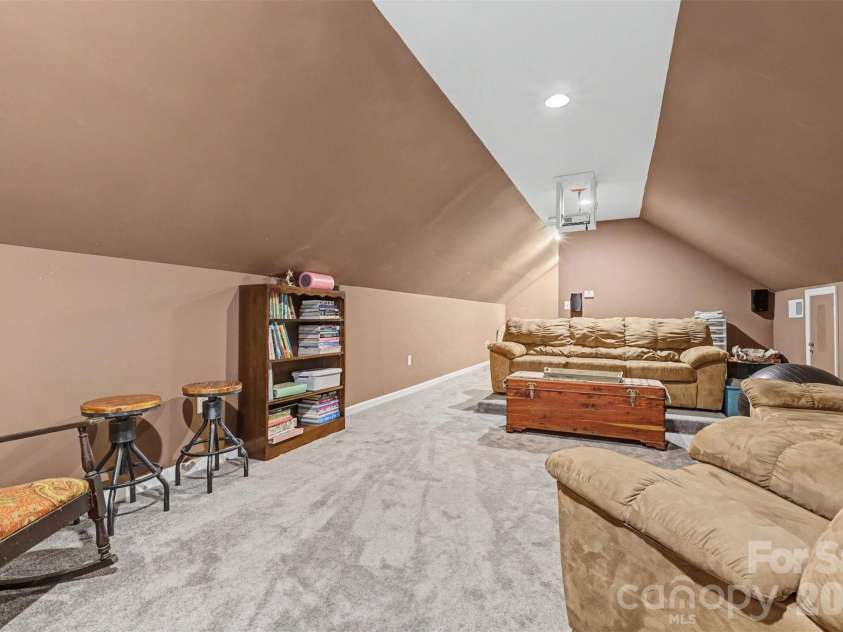 2262 Center Road, Chester, SC 29706.  MLS# CAR4350215, YatesRealty ID 20735. 