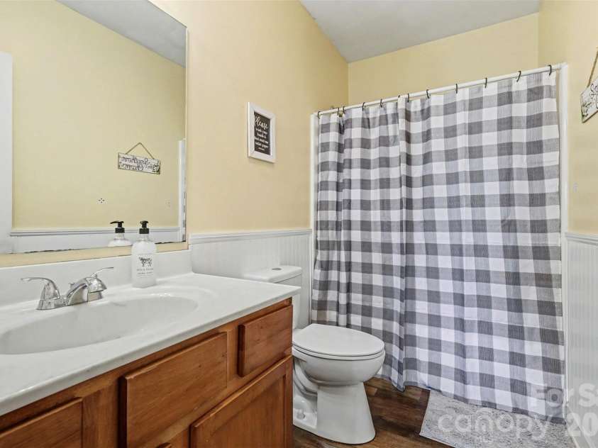 2262 Center Road, Chester, SC 29706.  MLS# CAR4350215, YatesRealty ID 20735. 