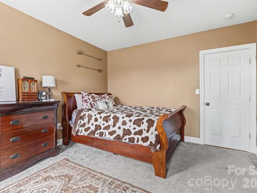 2262 Center Road, Chester, SC 29706.  MLS# CAR4350215, YatesRealty ID 20735. 
