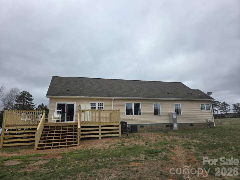 2262 Center Road, Chester, SC 29706.  MLS# CAR4350215, YatesRealty ID 20735. 