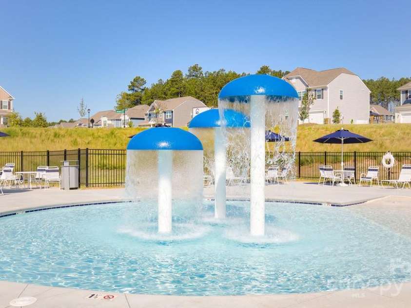 125 Asmodean Lane, Troutman, NC 28166.  MLS# CAR4259274, YatesRealty ID 20736. 