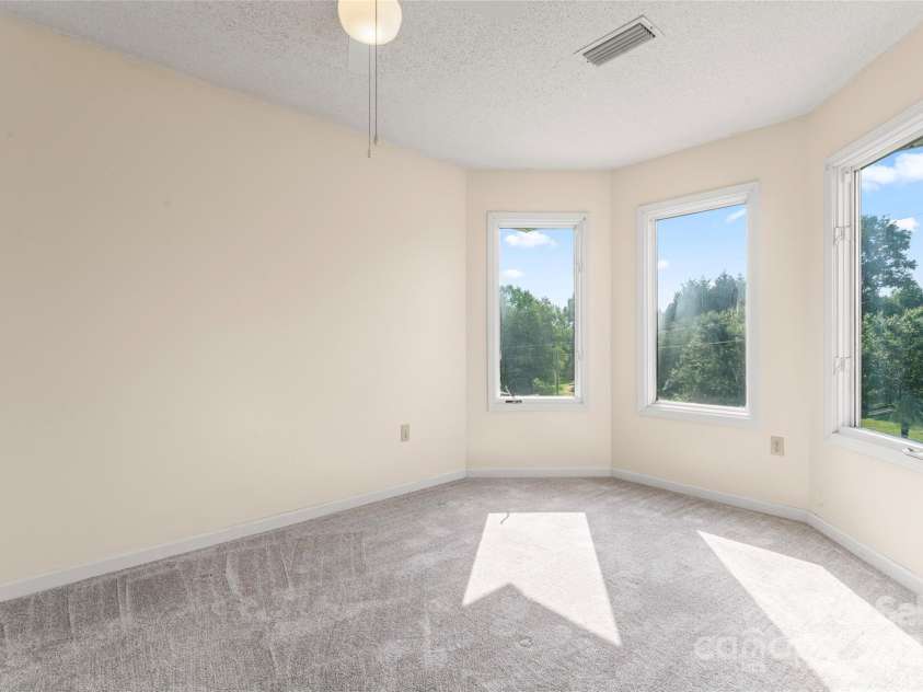 4499 Briarcreek Road, Maiden, NC 28650.  MLS# CAR4263813, YatesRealty ID 20737. Additional  bedroom