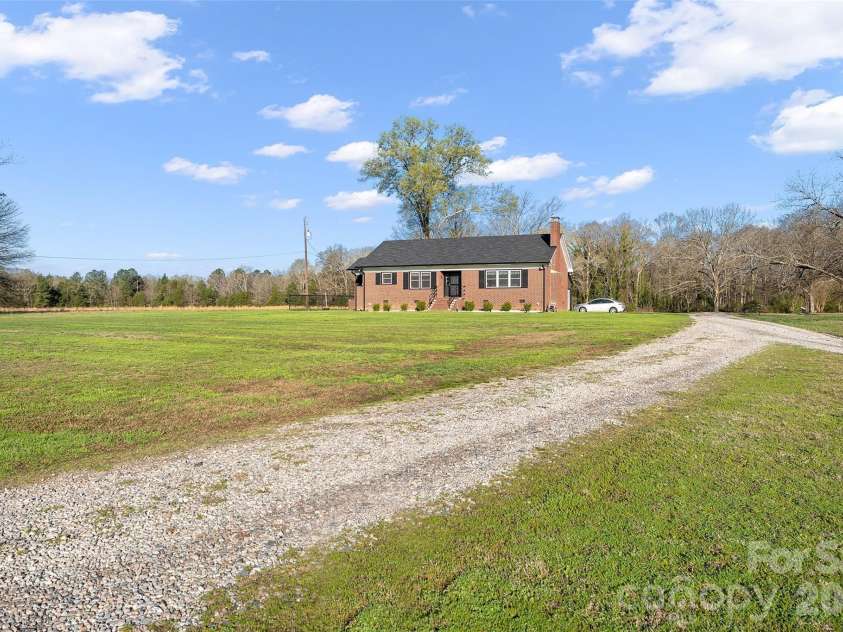 871 Saluda Road, Chester, SC 29706.  MLS# CAR4356174, YatesRealty ID 20737. 