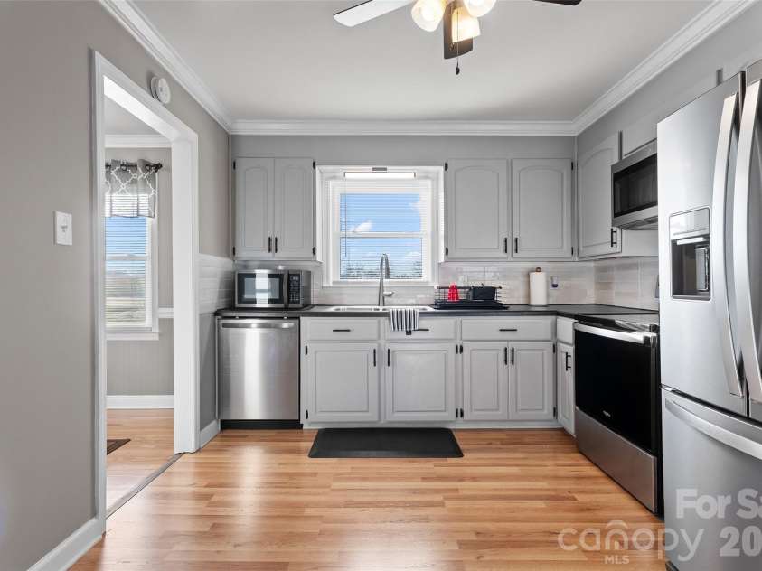 871 Saluda Road, Chester, SC 29706.  MLS# CAR4356174, YatesRealty ID 20737. 