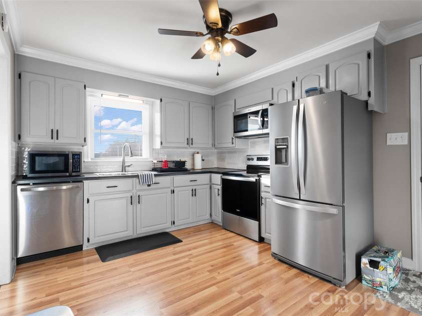 871 Saluda Road, Chester, SC 29706.  MLS# CAR4356174, YatesRealty ID 20737. 