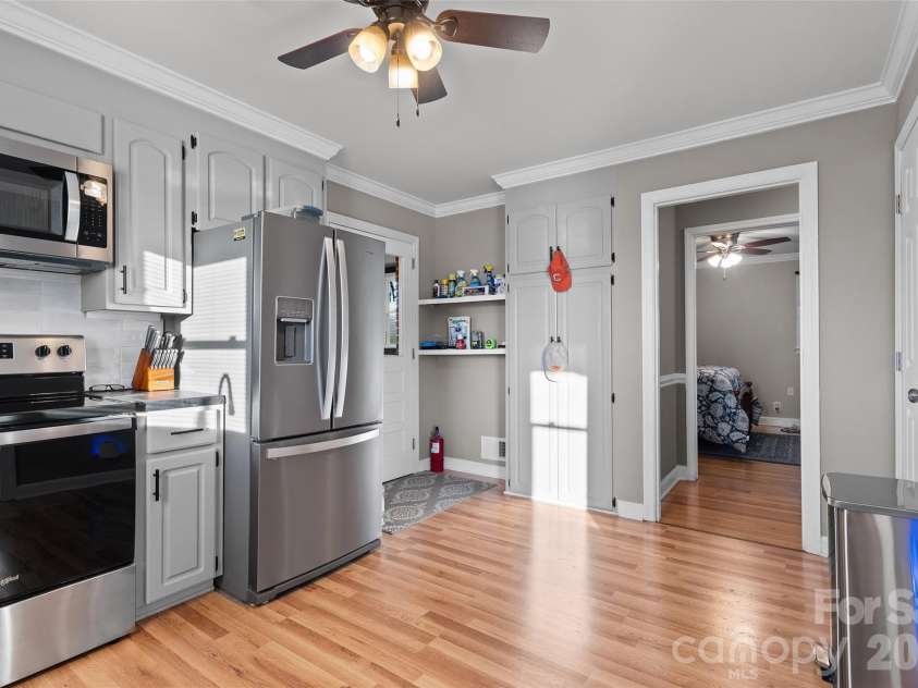 871 Saluda Road, Chester, SC 29706.  MLS# CAR4356174, YatesRealty ID 20737. 