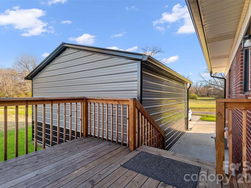 871 Saluda Road, Chester, SC 29706.  MLS# CAR4356174, YatesRealty ID 20737. 