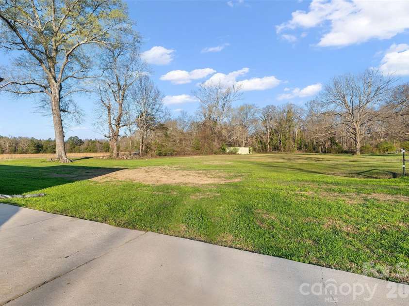 871 Saluda Road, Chester, SC 29706.  MLS# CAR4356174, YatesRealty ID 20737. 