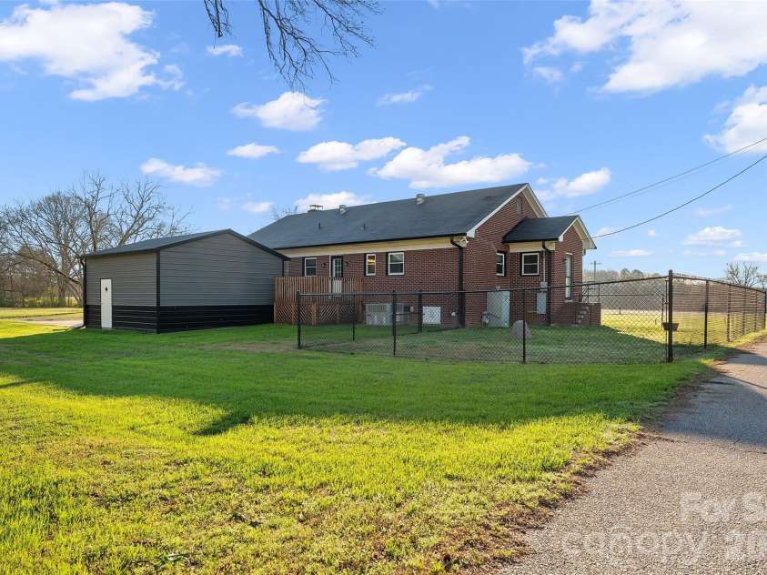 871 Saluda Road, Chester, SC 29706.  MLS# CAR4356174, YatesRealty ID 20737. 