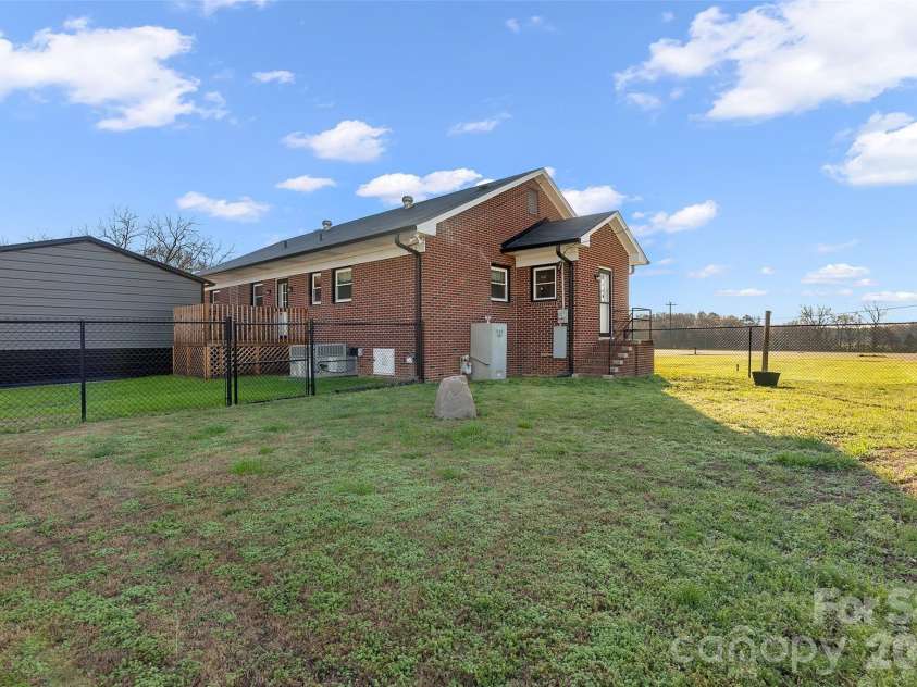 871 Saluda Road, Chester, SC 29706.  MLS# CAR4356174, YatesRealty ID 20737. 