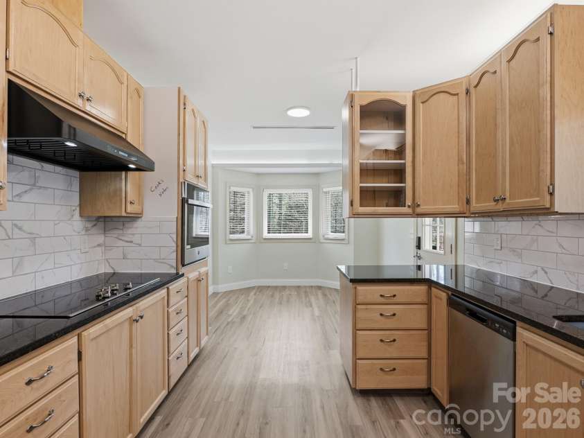 8128 Cane Pointe Lane, Waxhaw, NC 28173.  MLS# CAR4362235, YatesRealty ID 20739. 