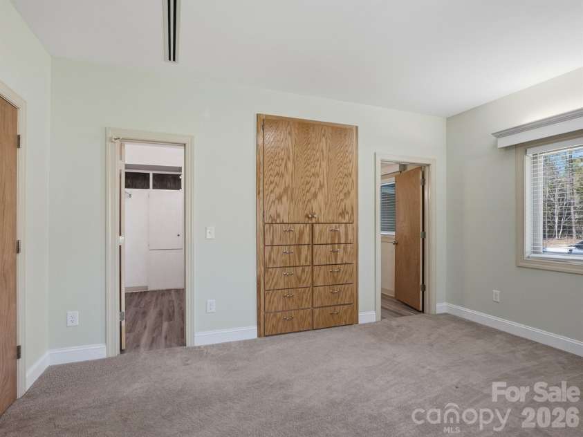 8128 Cane Pointe Lane, Waxhaw, NC 28173.  MLS# CAR4362235, YatesRealty ID 20739. 
