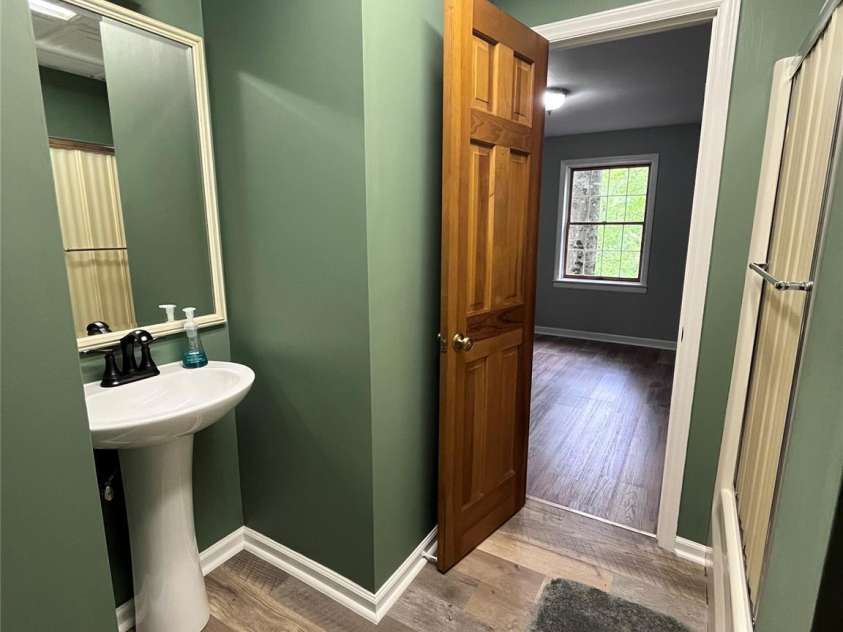 231 Davis Drive, Morganton, NC 28655.  MLS# CAR4379486, YatesRealty ID 20741. 