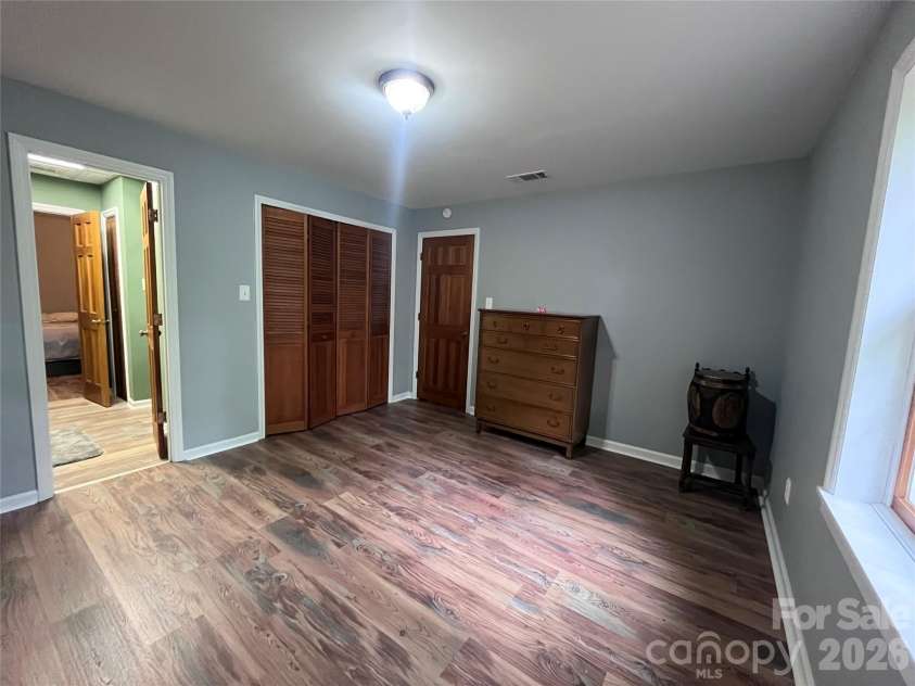 231 Davis Drive, Morganton, NC 28655.  MLS# CAR4379486, YatesRealty ID 20741. 