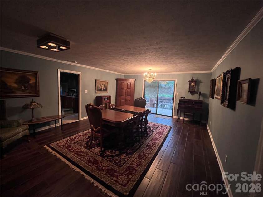 231 Davis Drive, Morganton, NC 28655.  MLS# CAR4379486, YatesRealty ID 20741. 