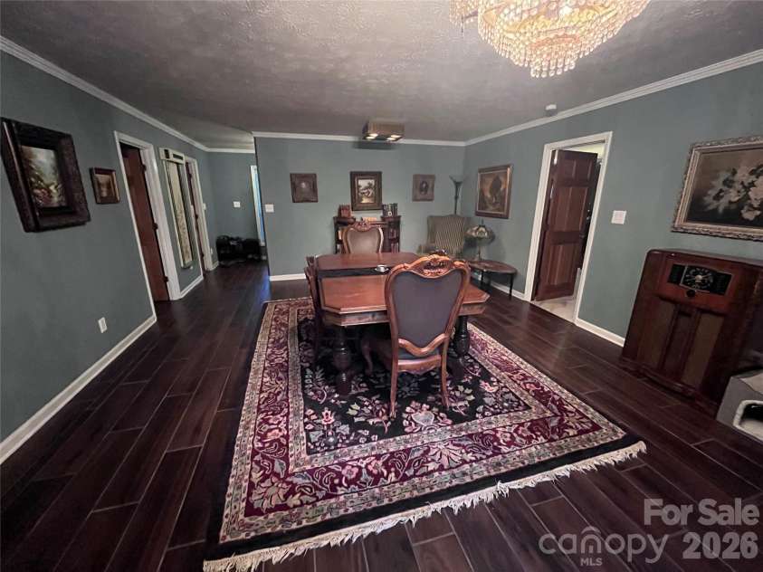 231 Davis Drive, Morganton, NC 28655.  MLS# CAR4379486, YatesRealty ID 20741. 