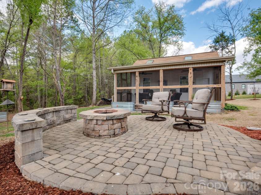 2235 Picnic Drive, Newton, NC 28658.  MLS# CAR4358763, YatesRealty ID 20743. 