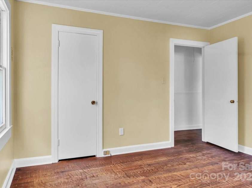 444 Oakwood Avenue, Mooresville, NC 28115.  MLS# CAR4322286, YatesRealty ID 20743. 