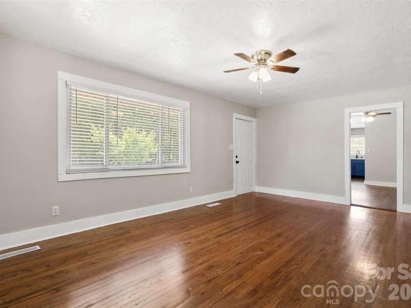 2123 Pinedell Avenue, Monroe, NC 28110.  MLS# CAR4372719, YatesRealty ID 20744. 